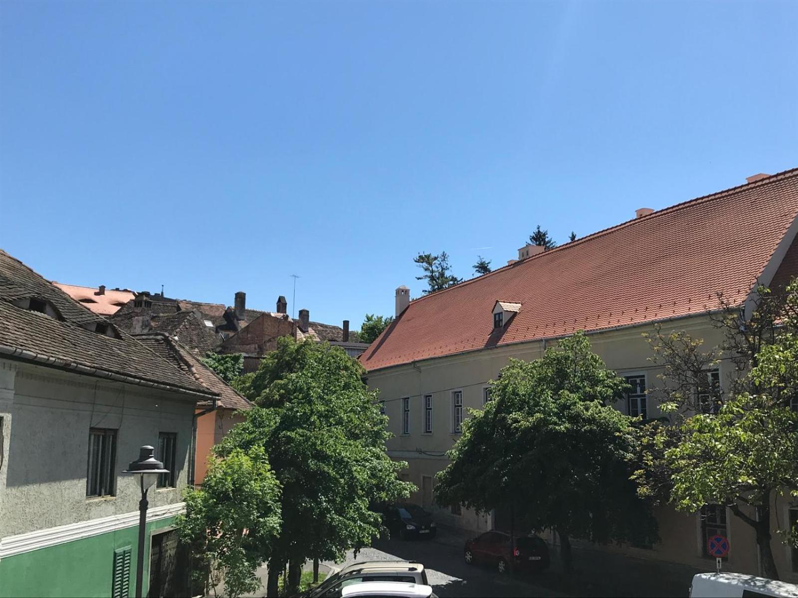 Residence Piata Armelor Sibiu Buitenkant foto